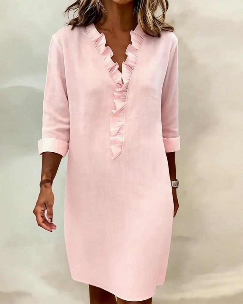 Remy — Abito a balze con scollatura a V in un colore uniforme