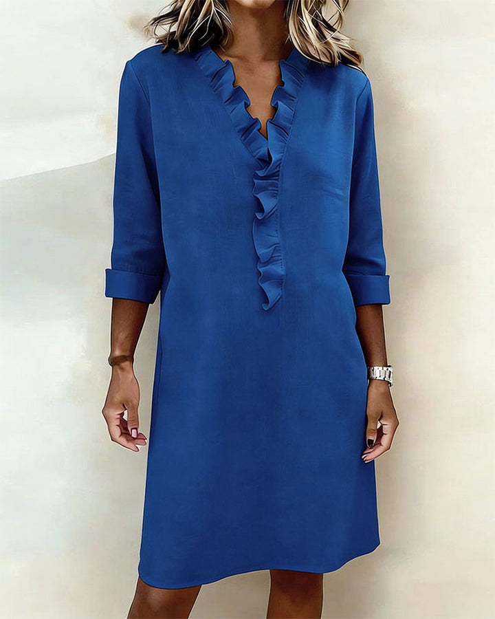 Remy — Abito a balze con scollatura a V in un colore uniforme