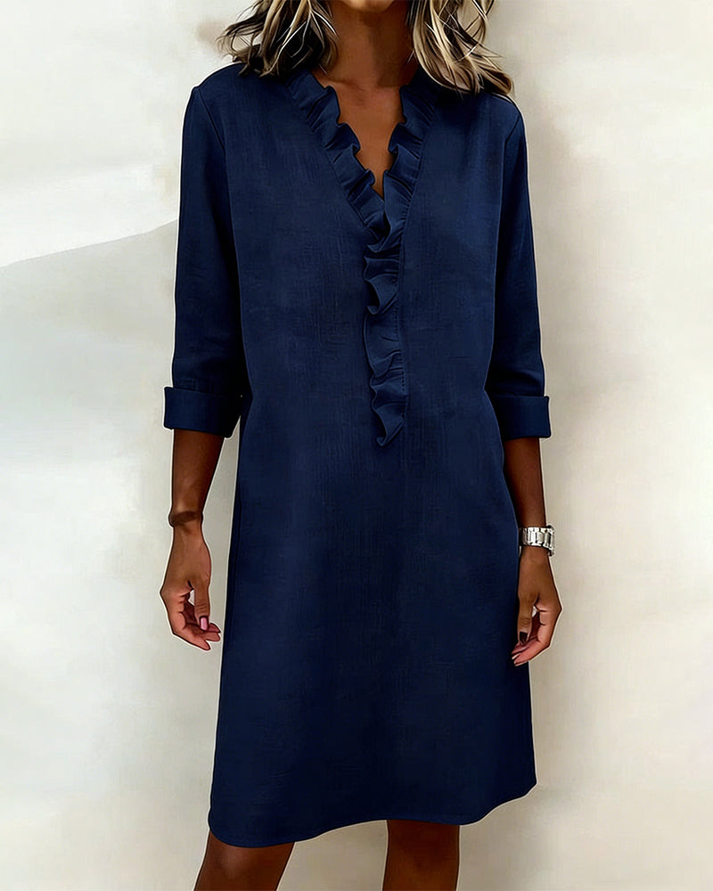 Remy — Abito a balze con scollatura a V in un colore uniforme